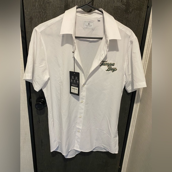 Beautiful quality. Tampa Bay 7 Diamonds shirt size small. NWT. - Picture 1 of 5
